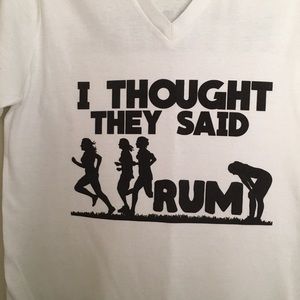 Gilan Super Soft Graphic Tee size Small